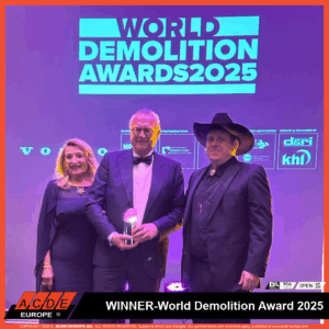 ACDE® Europe team receiving the 2025 World Demolition Award for Innovation – Tools & Attachments in Nashville
